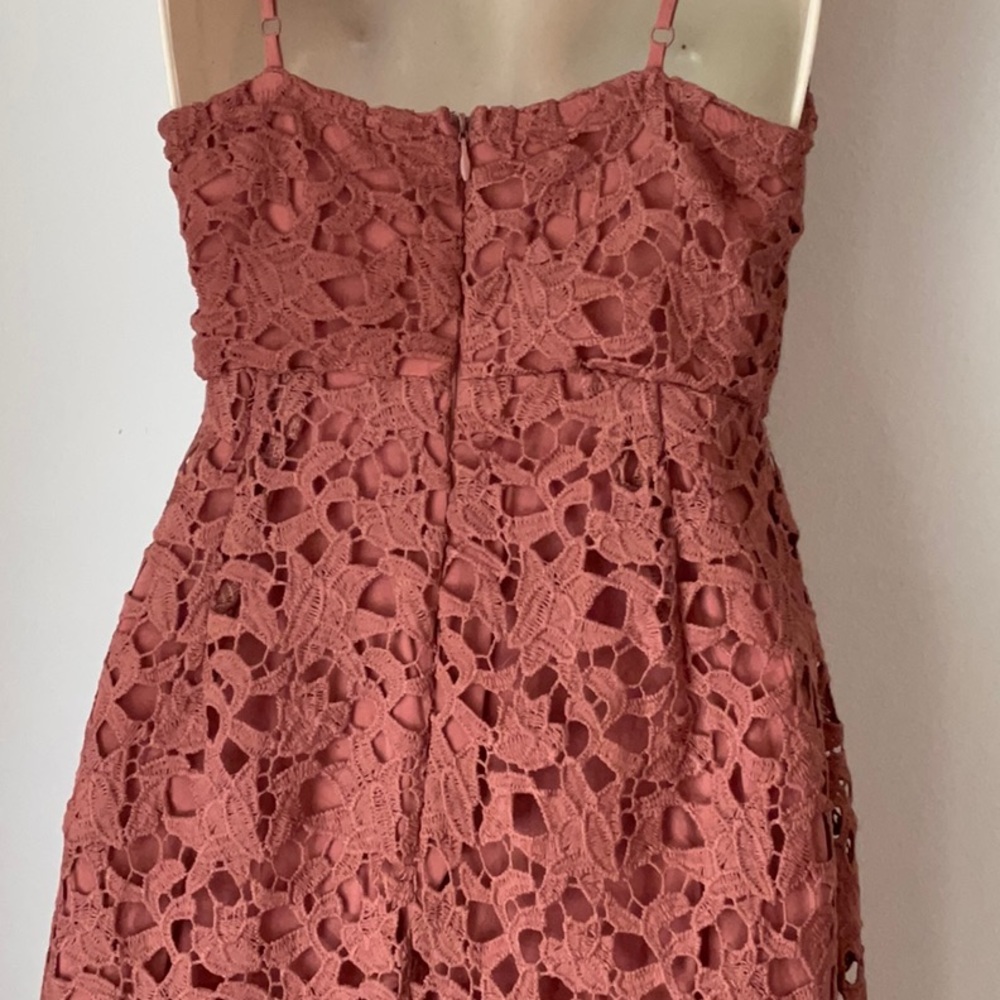 ASTR Elegant Lace Midi Dress in Pink SIZE S - Picture 14 of 14